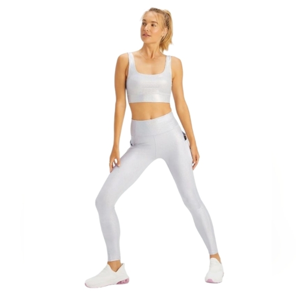 Fabletics Other - Fabletics Harlyn Medium Impact Sports Bra Silver Glitter Hologram Size Medium